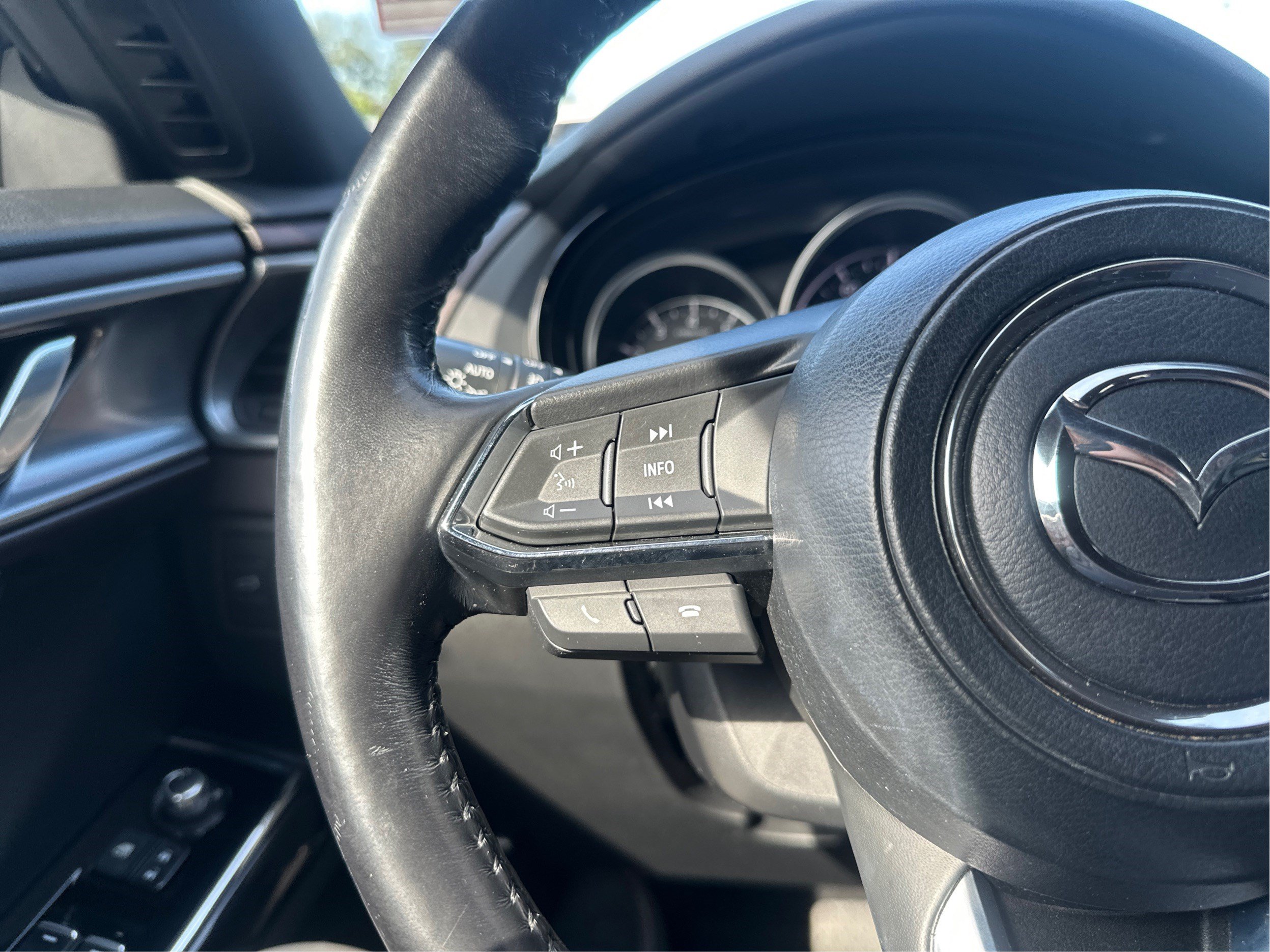 Used 2018 MAZDA CX-9 Grand Touring AWD/4WD image 33