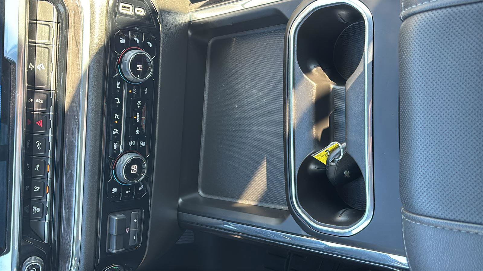 Certified 2024 Chevrolet Silverado 2500 LTZ w/ LTZ Convenience Package image 32