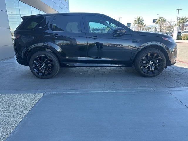 Used 2024 Land Rover Discovery Sport S image 4