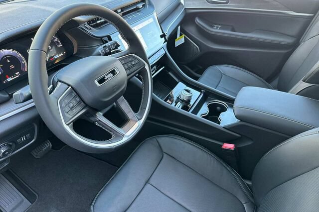 New 2026 Jeep Grand Cherokee L Limited AWD/4WD image 7