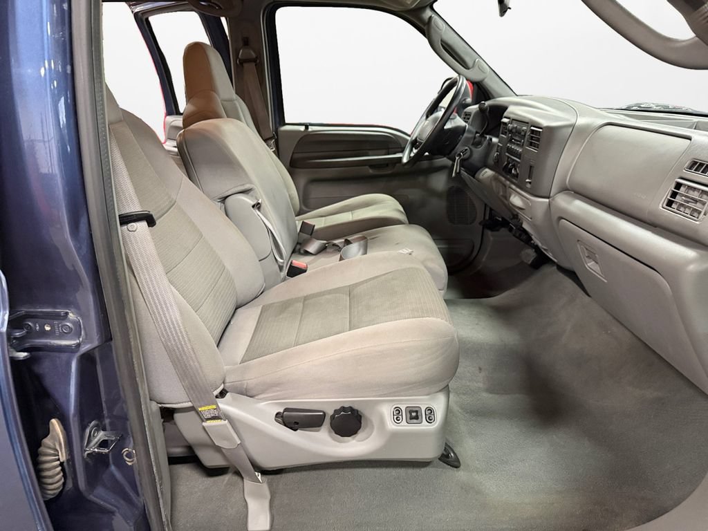Used 2004 Ford F350 XLT AWD/4WD image 9