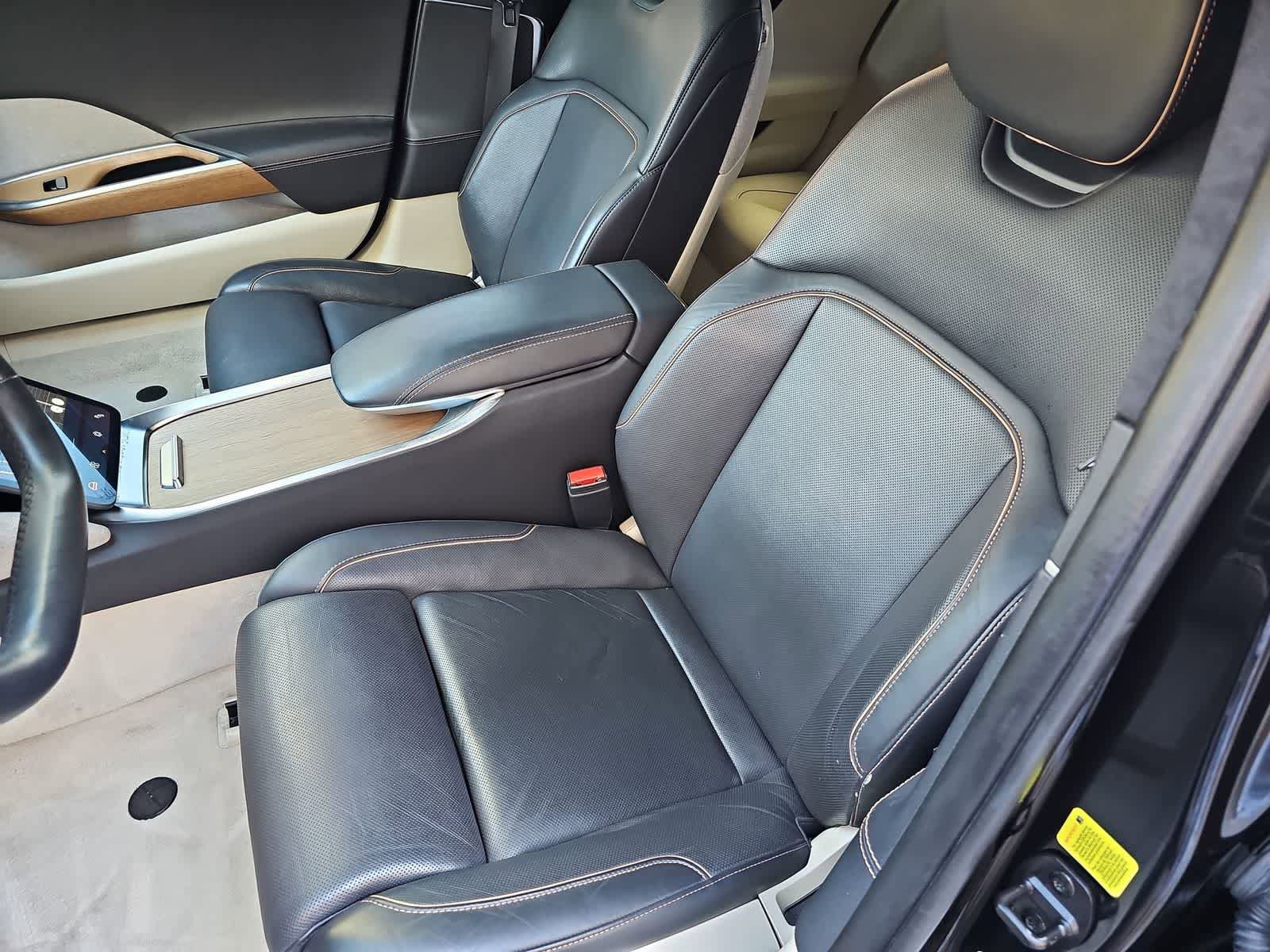 Used 2023 Lucid Air Touring AWD/4WD image 15