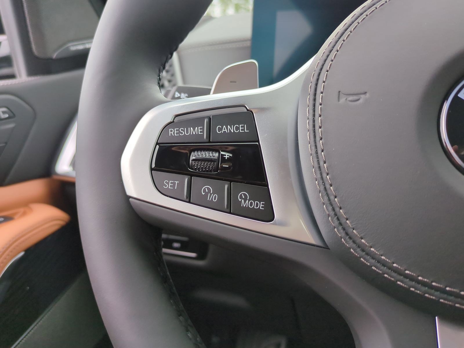 Used 2026 BMW X7 xDrive40i w/ M Sport Package image 19