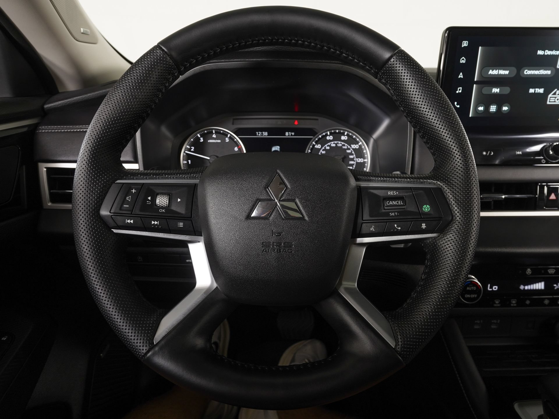 New 2026 Mitsubishi Outlander AWD image 12