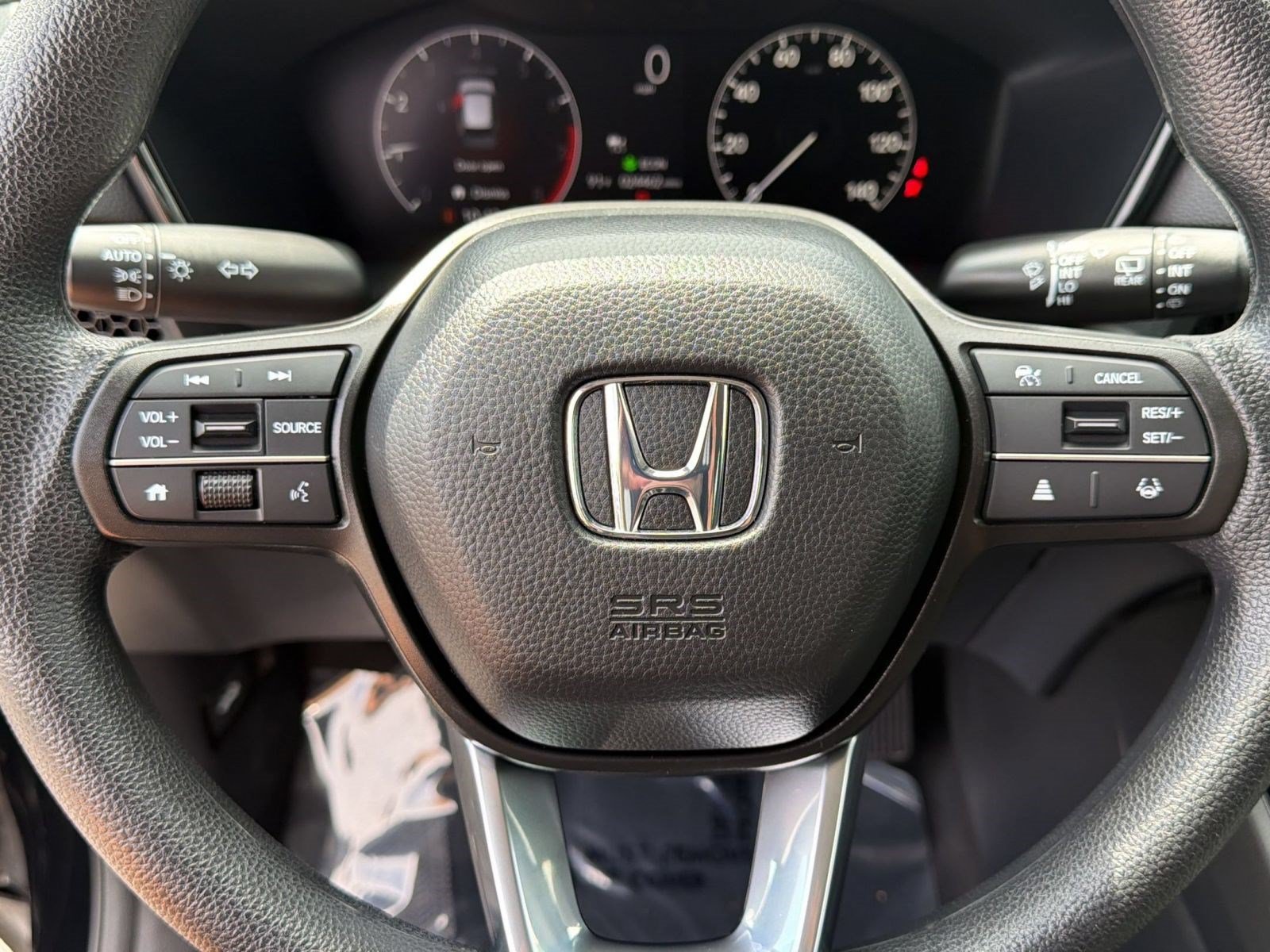 Used 2025 Honda CR-V LX image 11