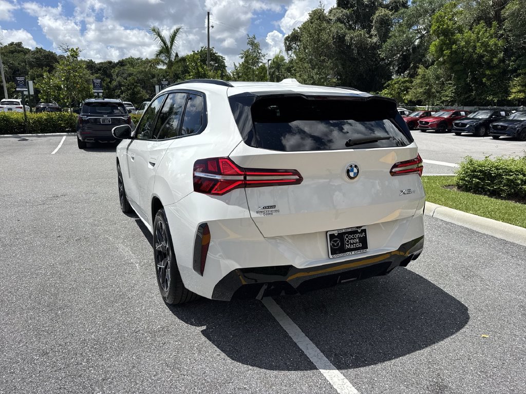 Used 2025 BMW X3 xDrive30i AWD/4WD image 13