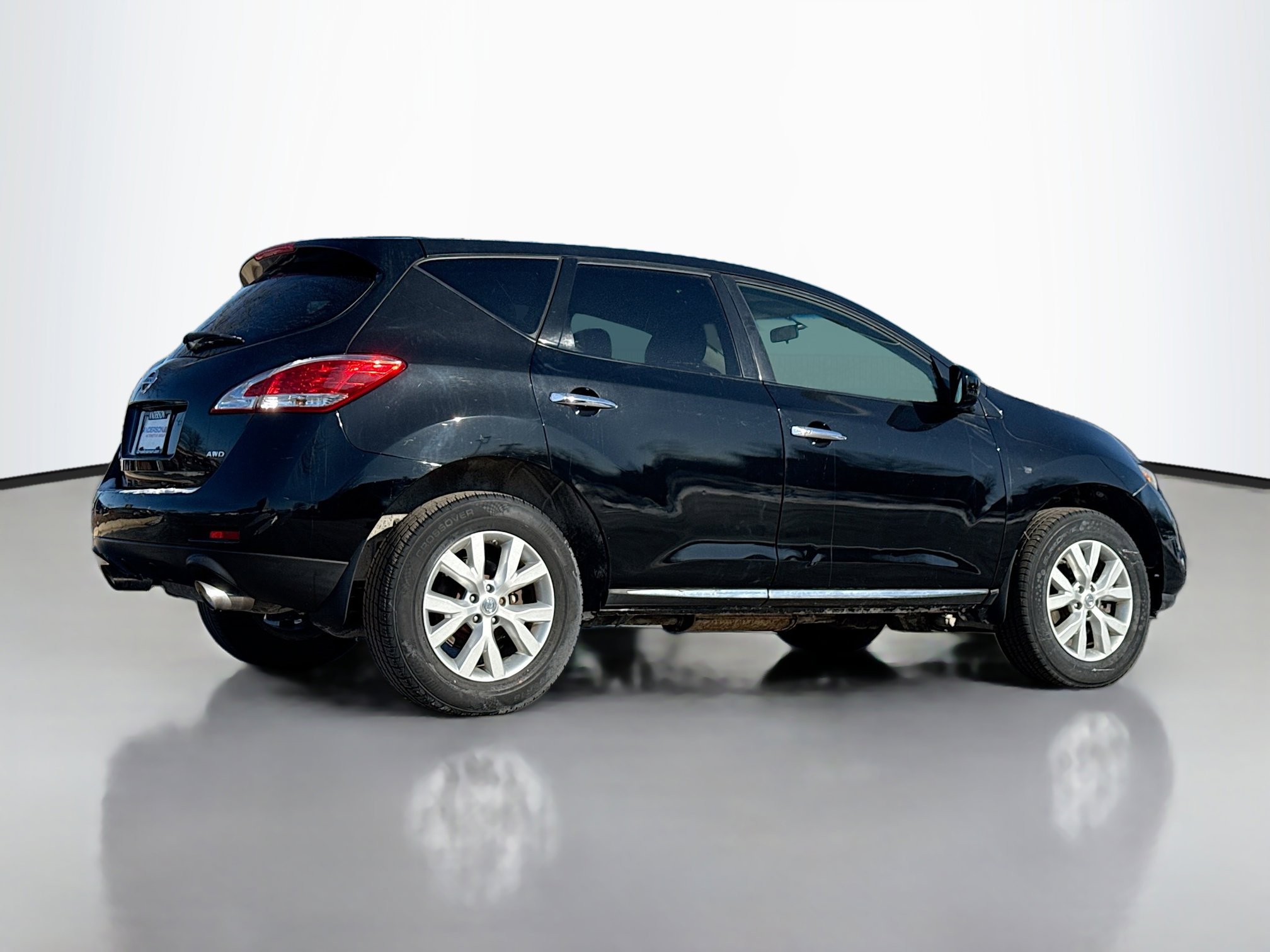 Used 2013 Nissan Murano S image 2
