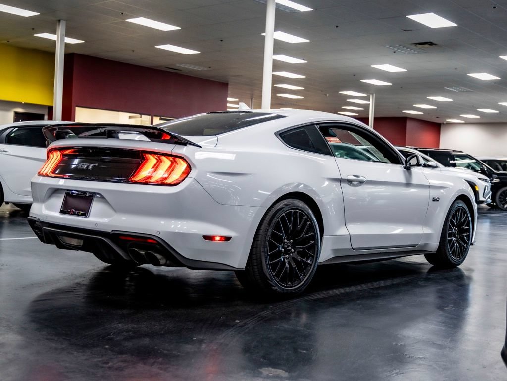 Used 2021 Ford Mustang GT Premium w/ GT Performance Package RWD image 7