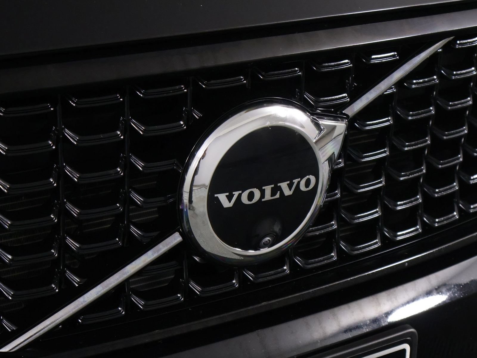 Used 2026 Volvo XC40 B5 Plus AWD/4WD image 27