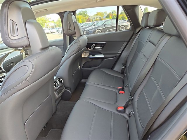 New 2025 Mercedes-Benz GLC 350e 4MATIC image 27