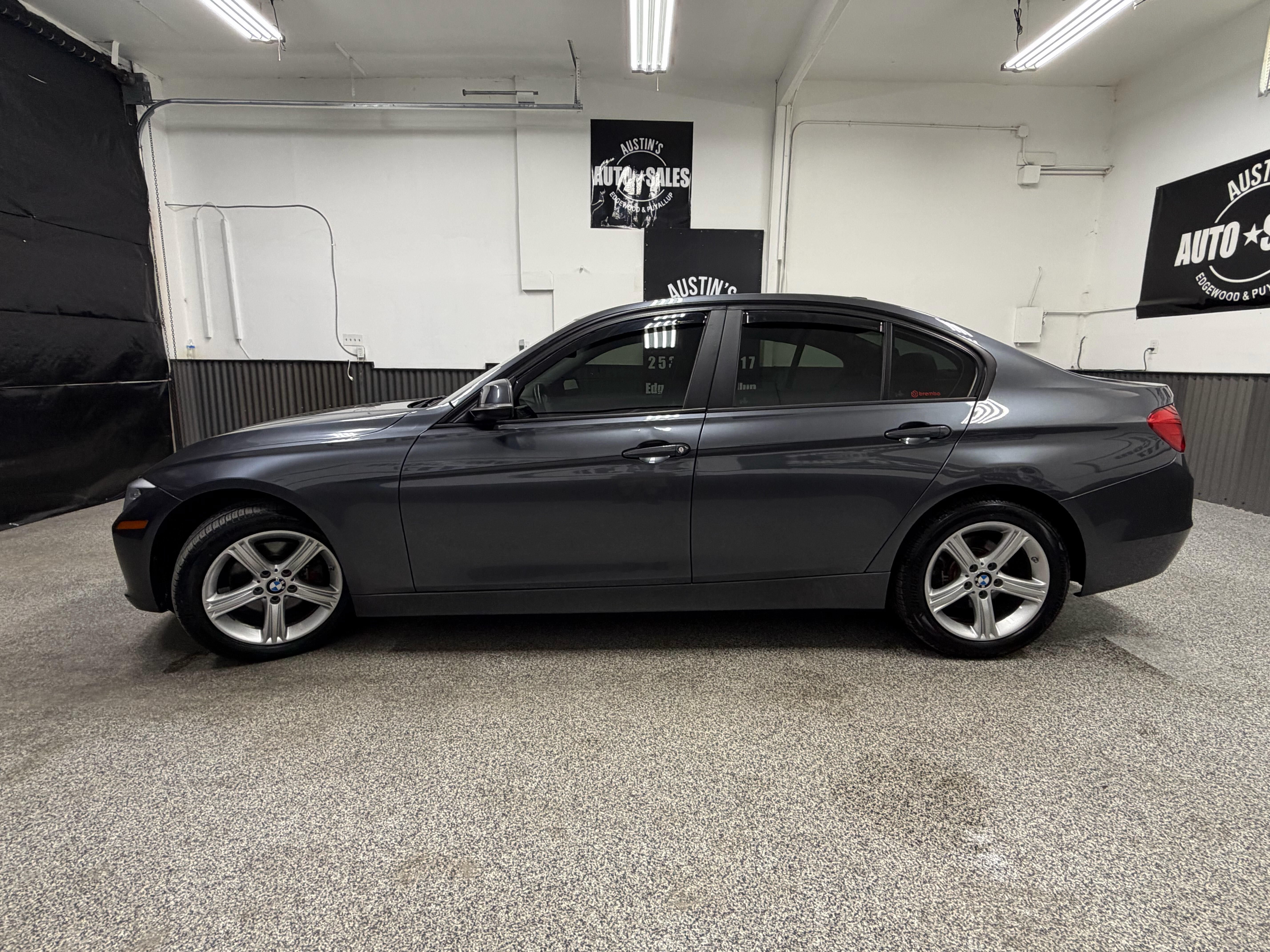 Used 2014 BMW 328d xDrive Sedan AWD/4WD image 7