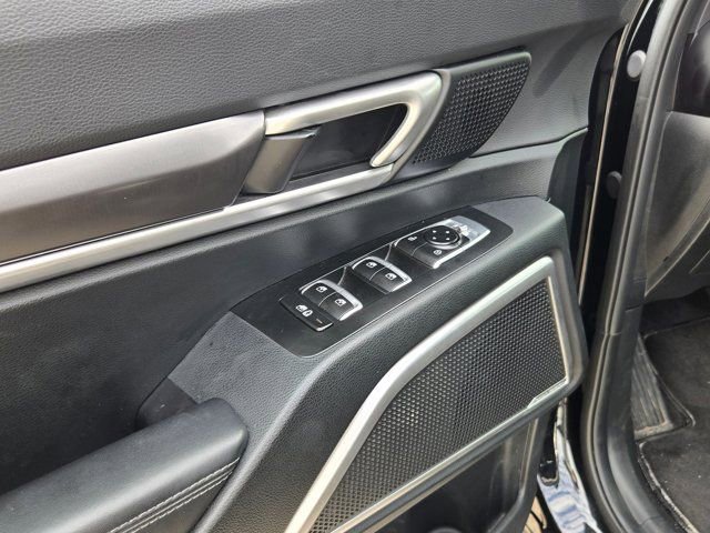 Used 2025 Kia Telluride S AWD/4WD image 14