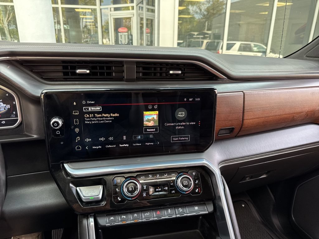 Used 2022 GMC Sierra 1500 Denali Ultimate AWD/4WD image 47