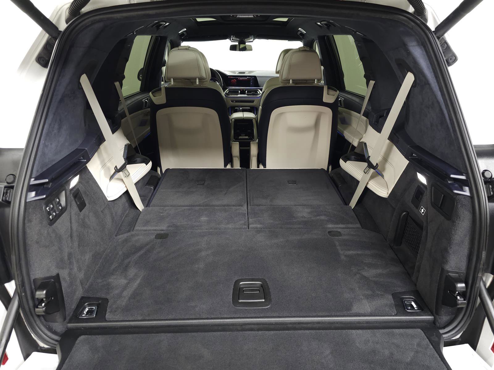 Used 2019 BMW X7 xDrive40i w/ Premium Package image 7