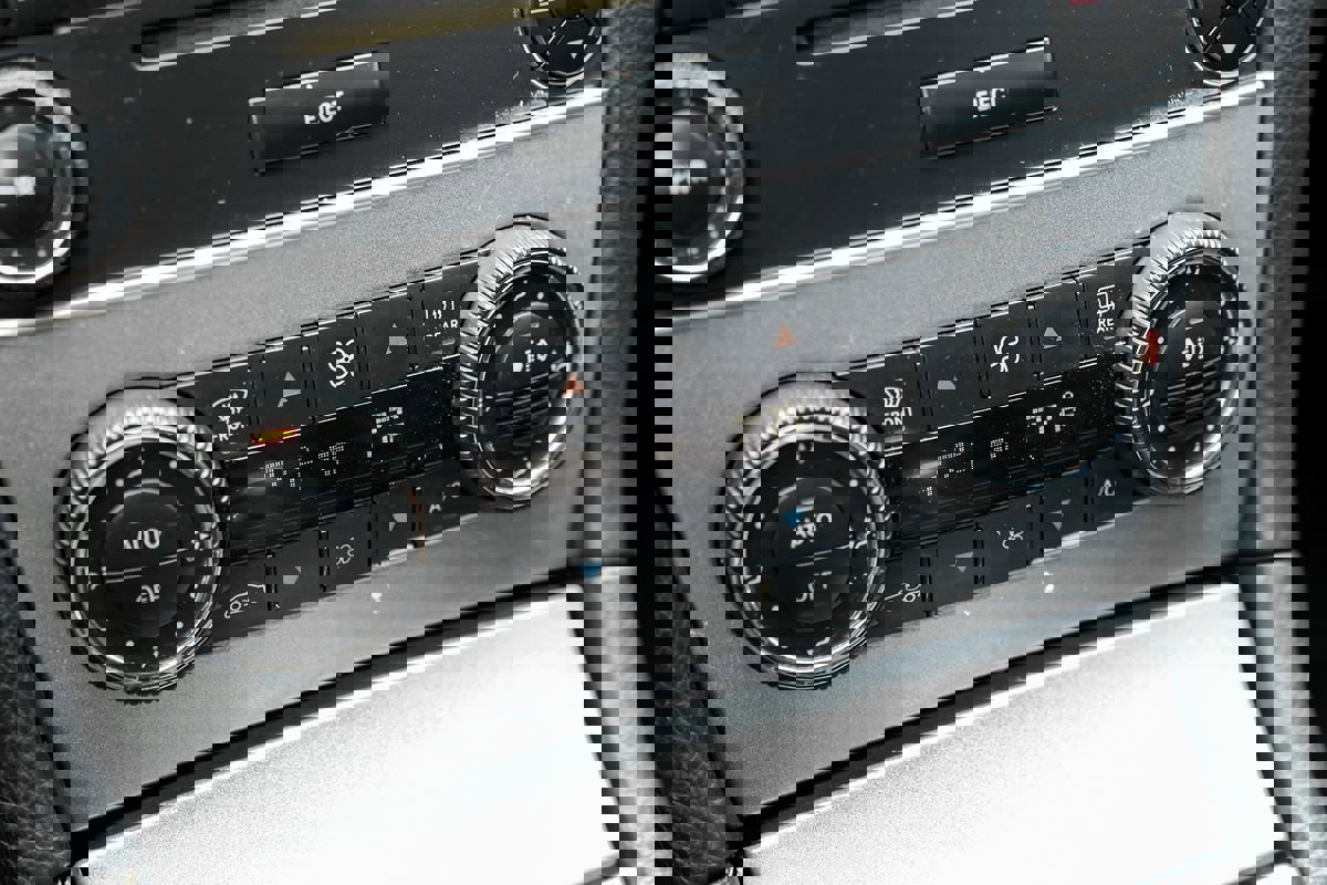 Used 2007 Mercedes-Benz CLK 63 AMG Cabriolet image 26