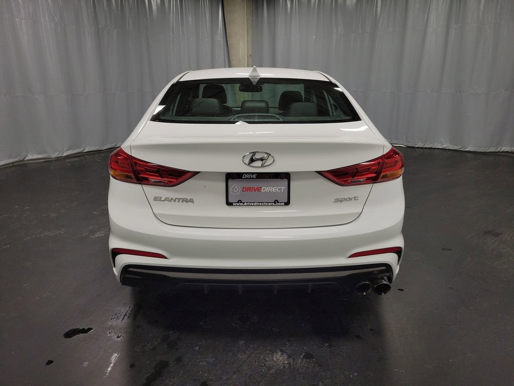 Used 2018 Hyundai Elantra Sport image 8