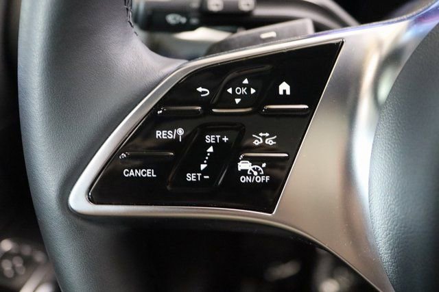 Certified 2025 Mercedes-Benz GLA 250 4MATIC image 3