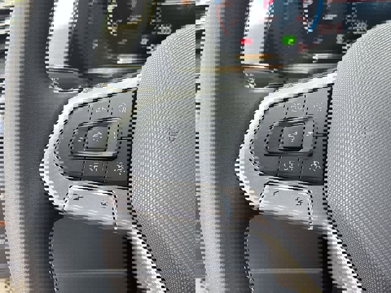 New 2026 Volkswagen Atlas Cross Sport SE image 19