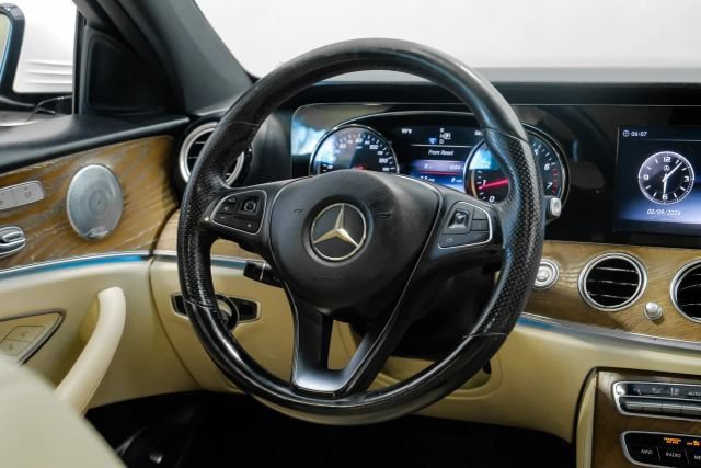 Used 2018 Mercedes-Benz E 300 image 21