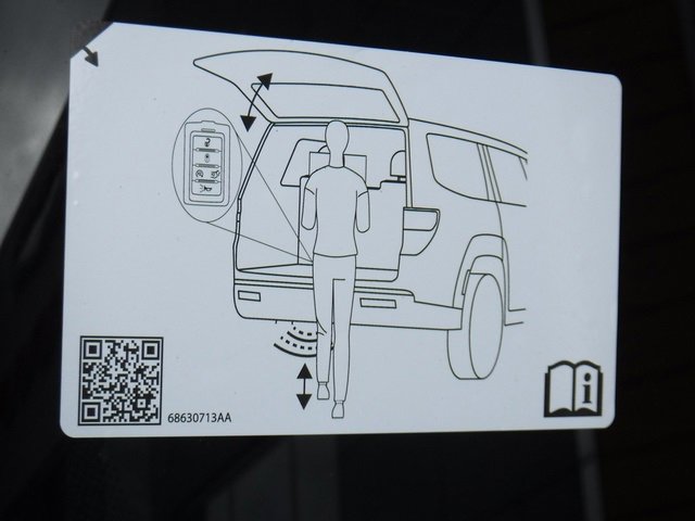 New 2025 Jeep Wagoneer Series II image 12