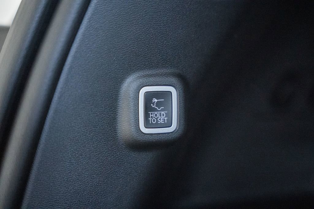 New 2026 Jeep Cherokee Limited image 11