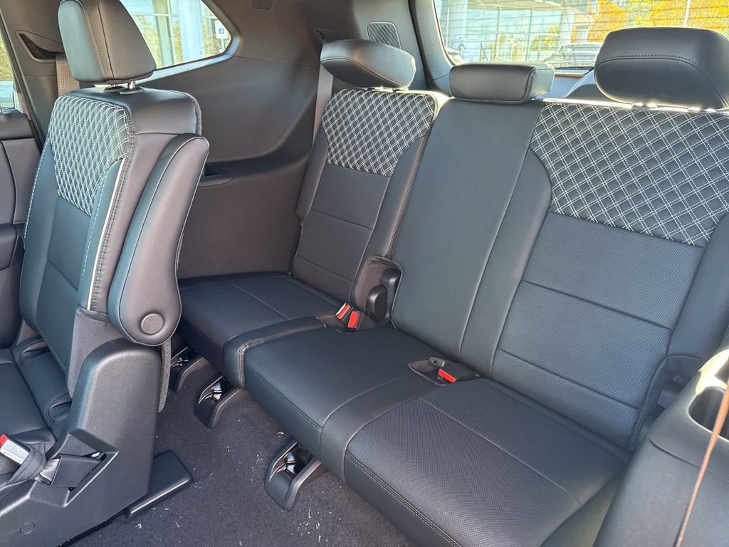 New 2026 GMC Acadia Denali image 11