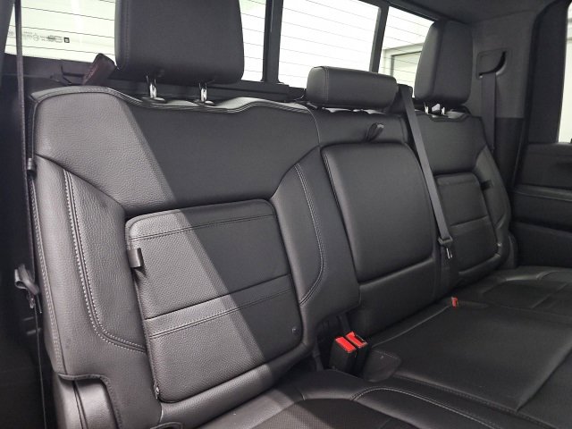 Used 2021 GMC Sierra 3500 Denali w/ Denali Ultimate Package image 16
