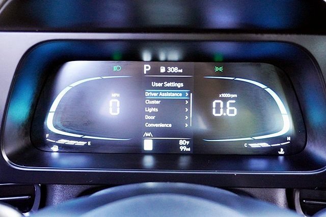 Certified 2026 Hyundai Elantra Sport FWD image 30