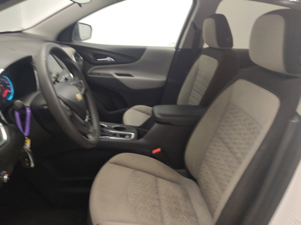 Used 2022 Chevrolet Equinox LT FWD image 17