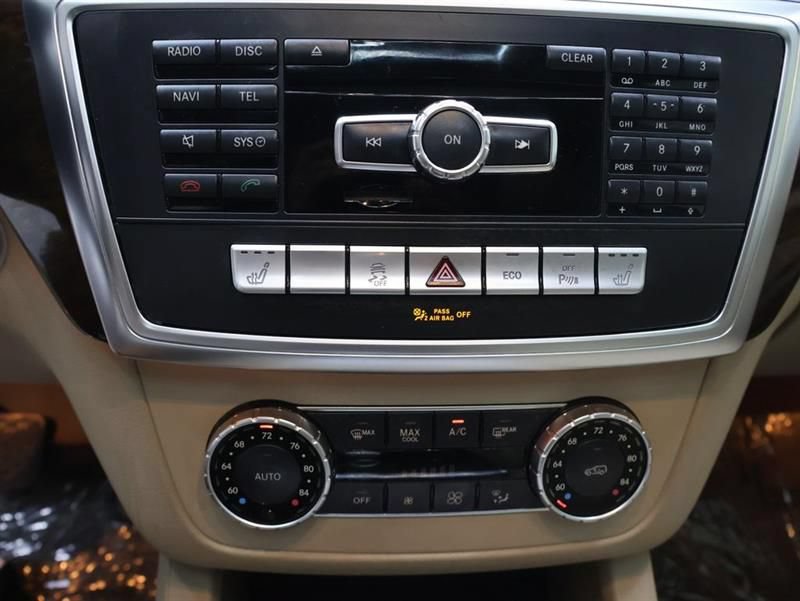 Used 2015 Mercedes-Benz GL 450 4MATIC w/ Appearance Package image 25