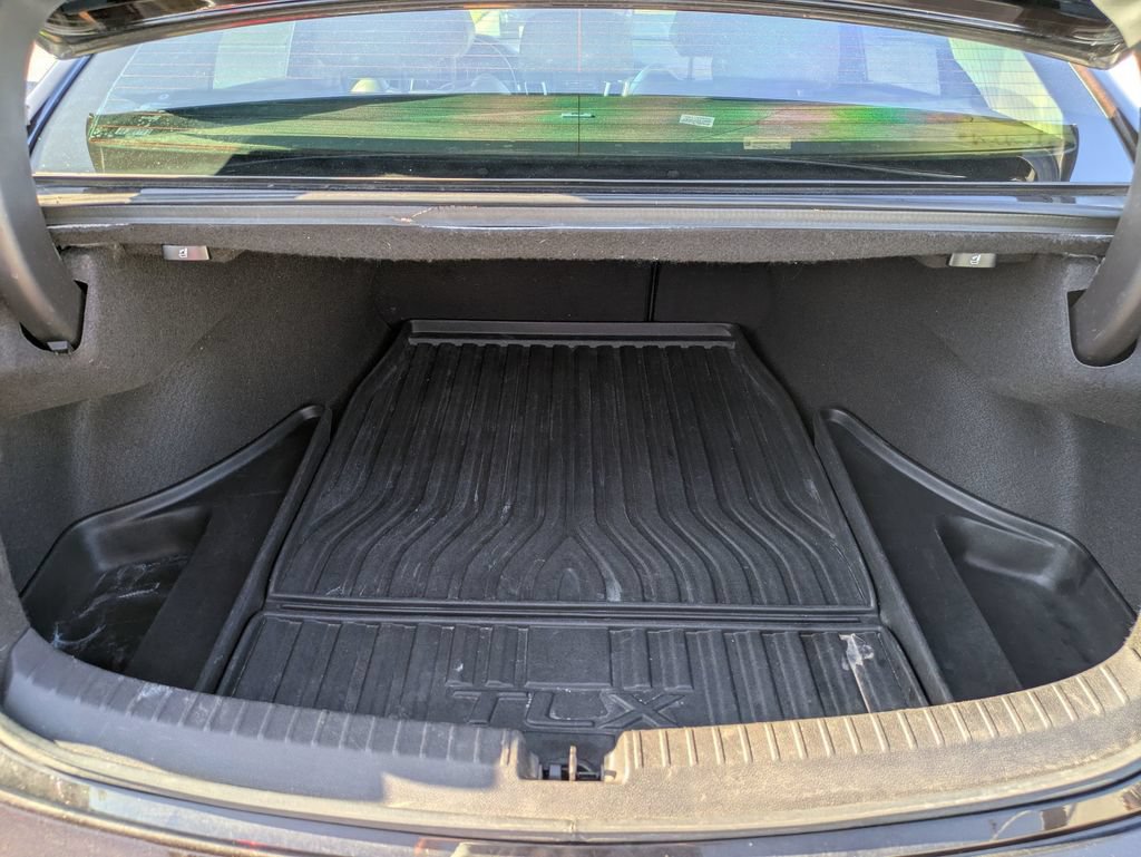Used 2015 Acura TLX w/ Technology Package FWD image 24