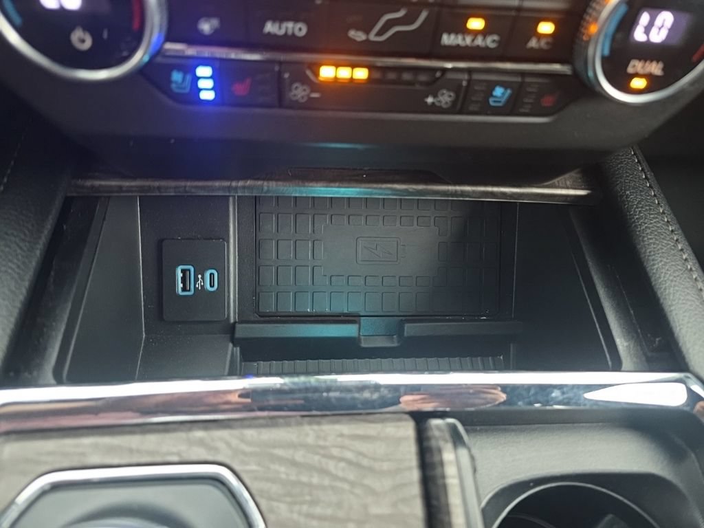 Used 2020 Ford Expedition Limited AWD/4WD image 21