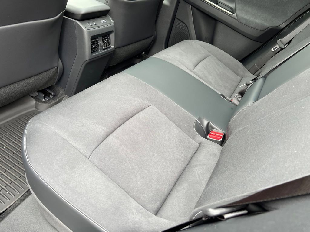 New 2026 Toyota C-HR AWD/4WD image 19