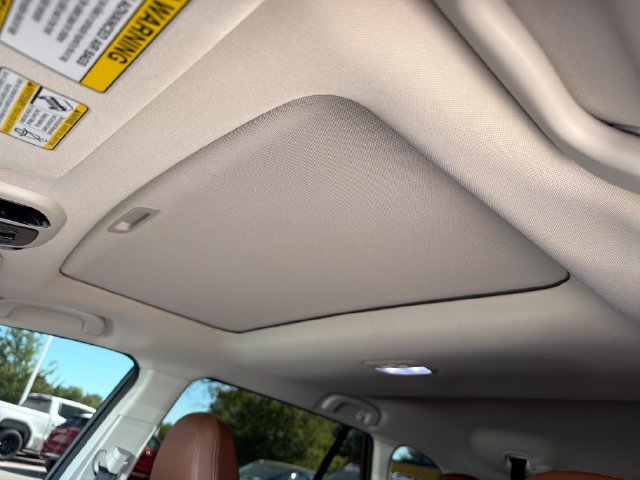 Used 2024 Subaru Outback Touring XT AWD/4WD image 18