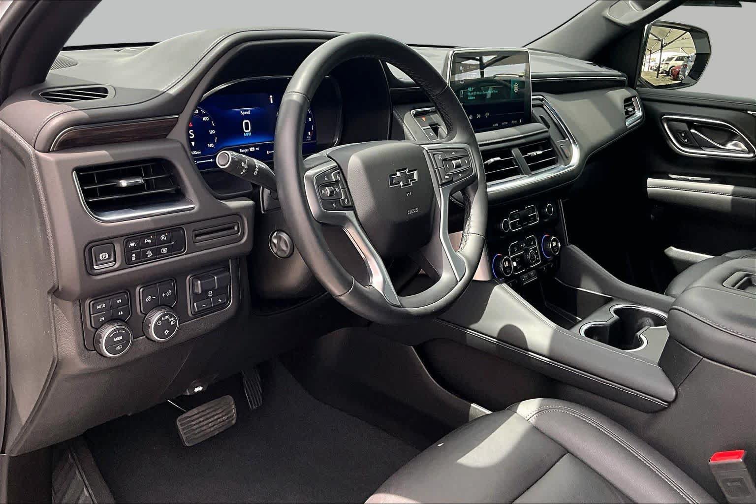 Used 2024 Chevrolet Tahoe Z71 w/ Z71 Off-Road Package AWD/4WD image 18