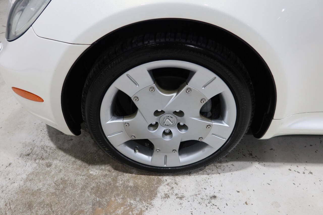 Used 2005 Lexus SC 430 Convertible RWD image 11