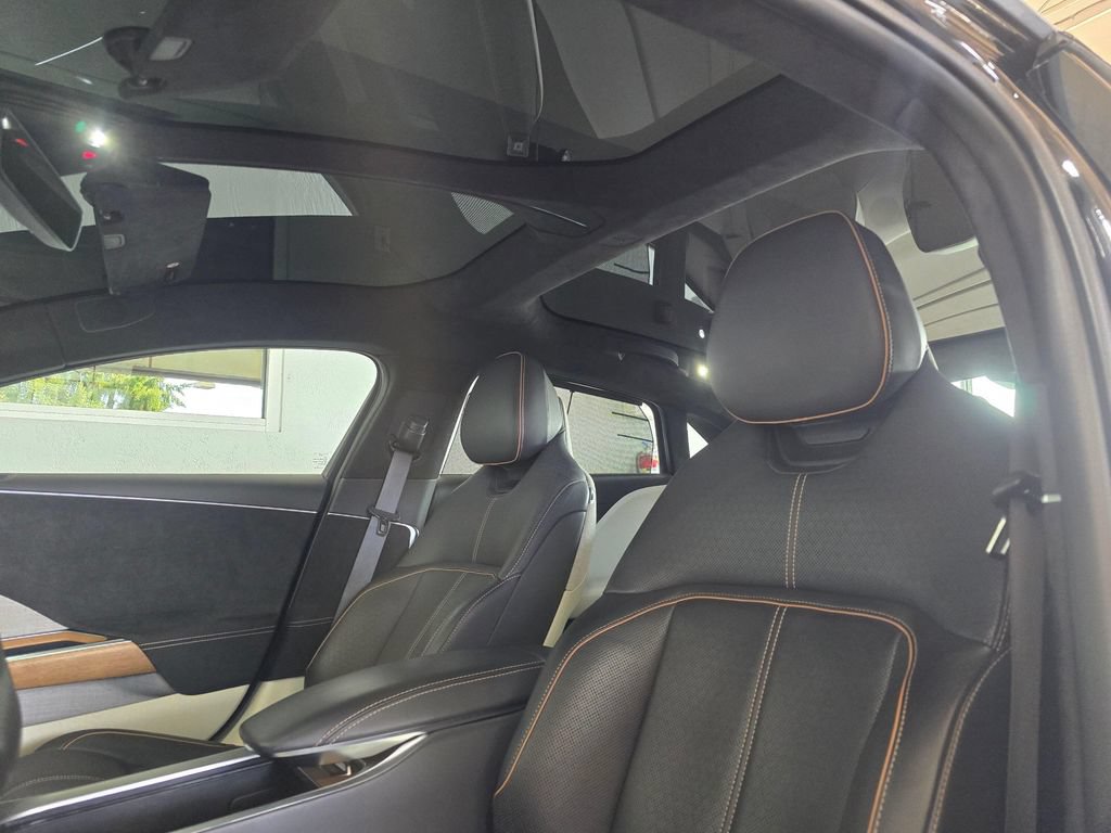 Used 2022 Lucid Air Grand Touring AWD/4WD image 23