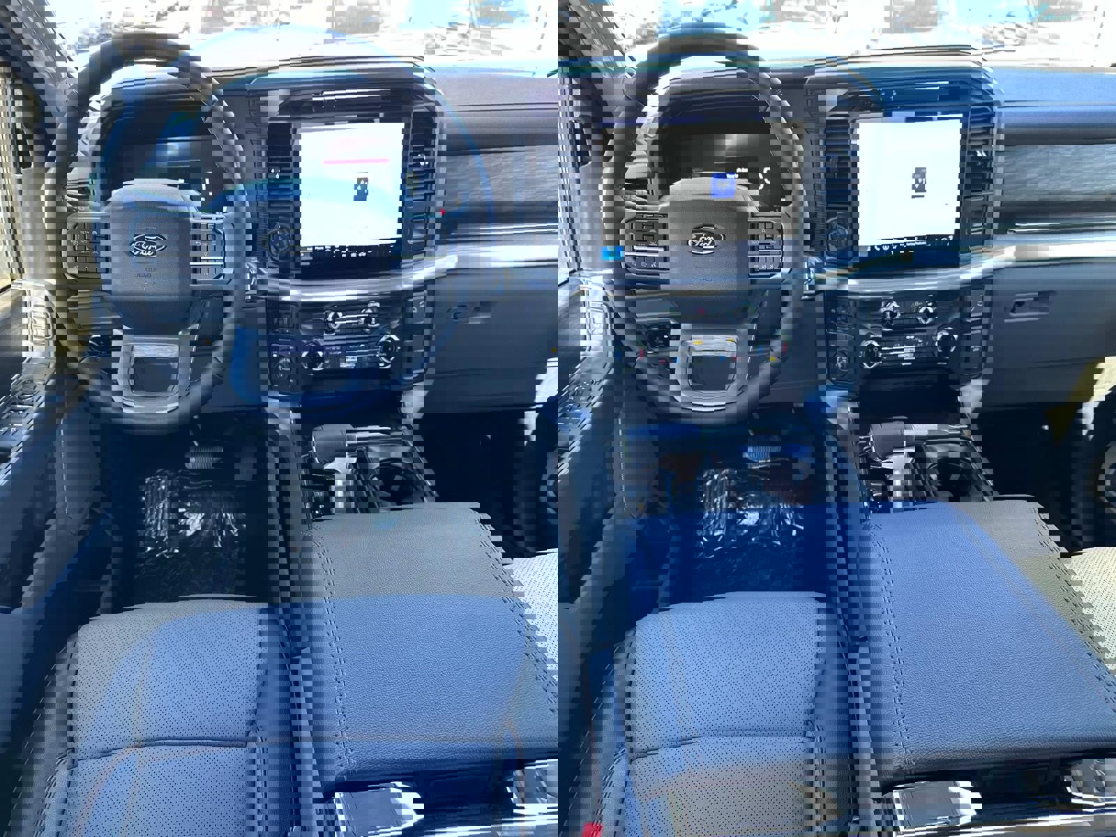 New 2025 Ford F150 Lariat w/ Equipment Group 502A High image 55