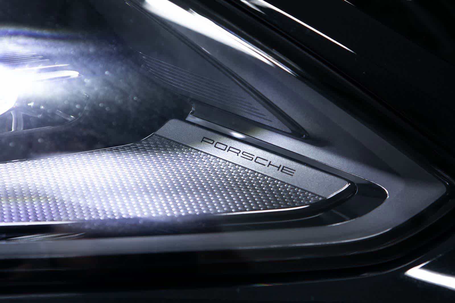 New 2026 Porsche Cayenne Turbo AWD/4WD image 34