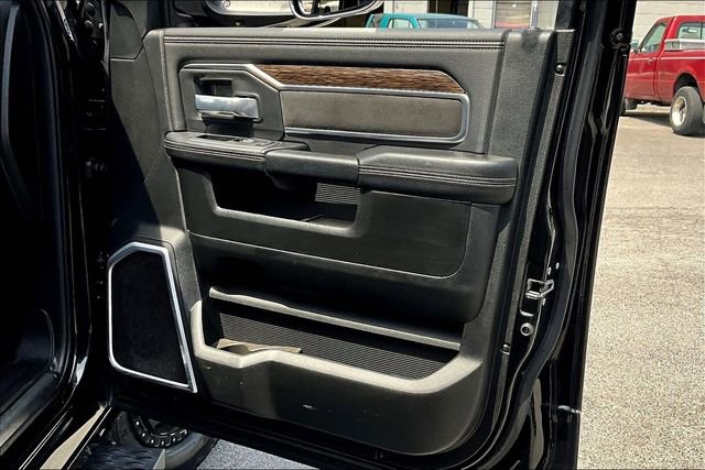 Used 2019 RAM 3500 Laramie image 19