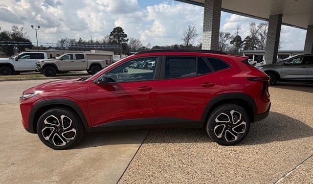 New 2026 Chevrolet Trax RS w/ Sunroof Package image 4