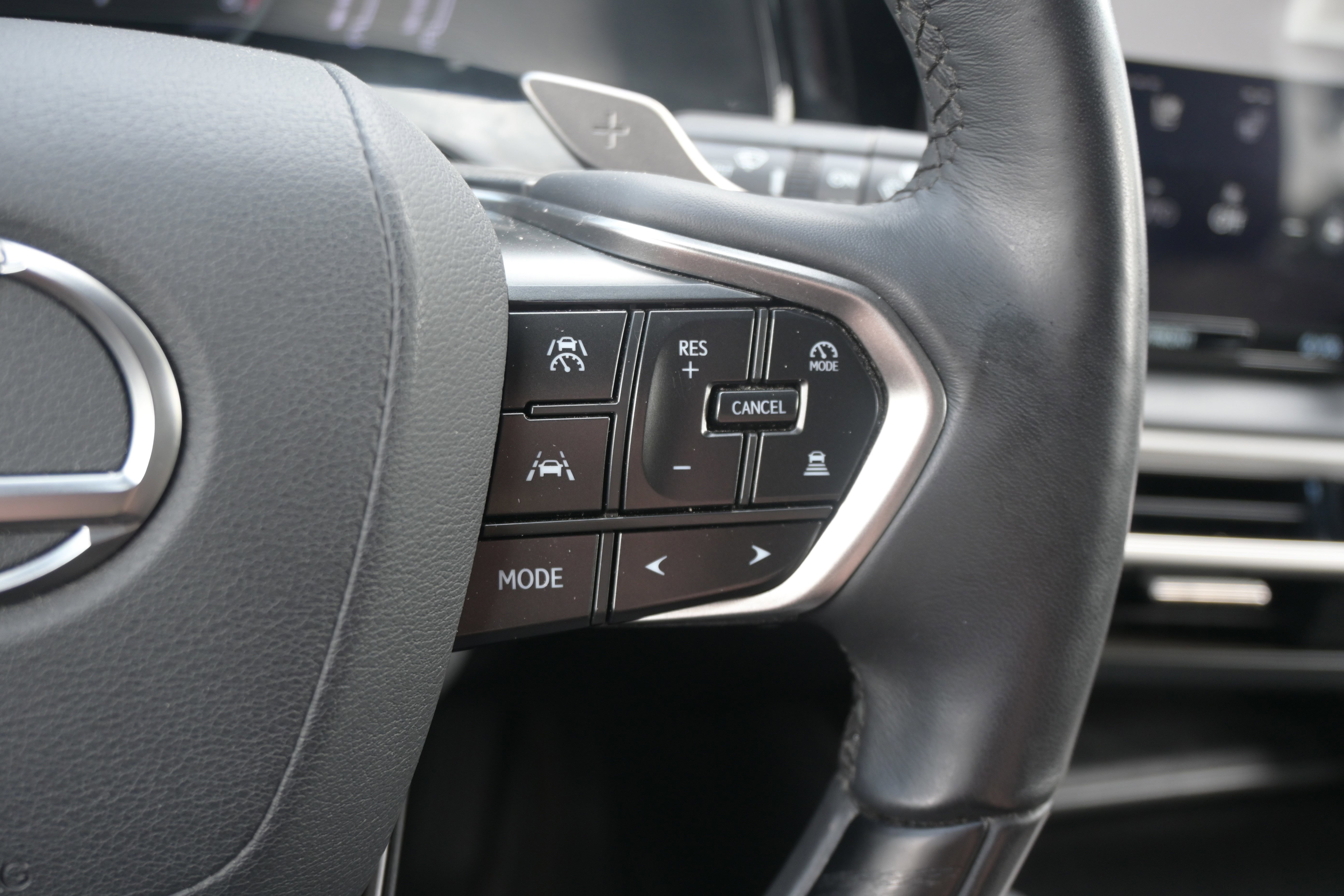 Used 2023 Lexus RX 350 Premium w/ Accessory Package AWD/4WD image 19