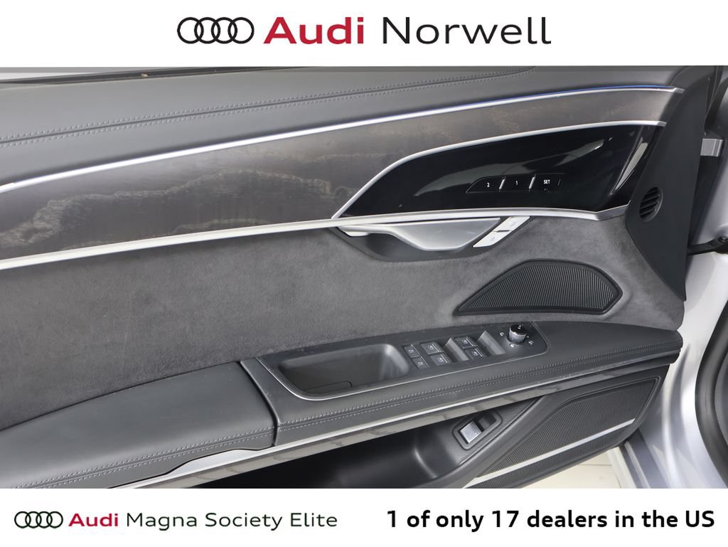 Used 2025 Audi A8 L 3.0T AWD/4WD image 20