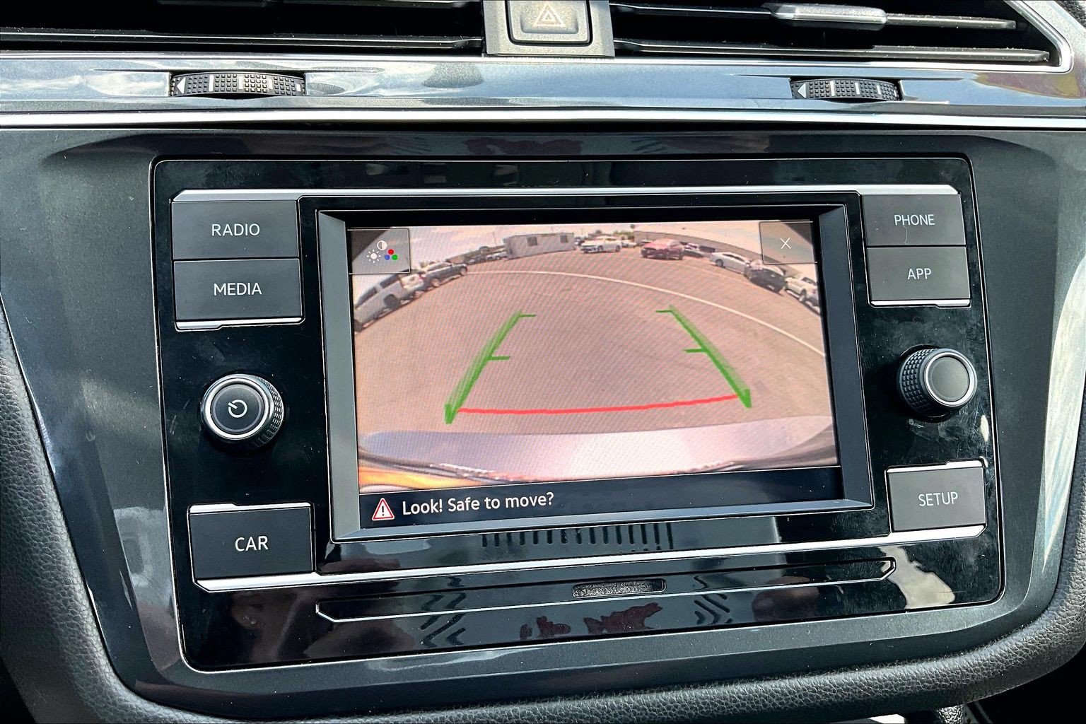 Used 2019 Volkswagen Tiguan S FWD image 22