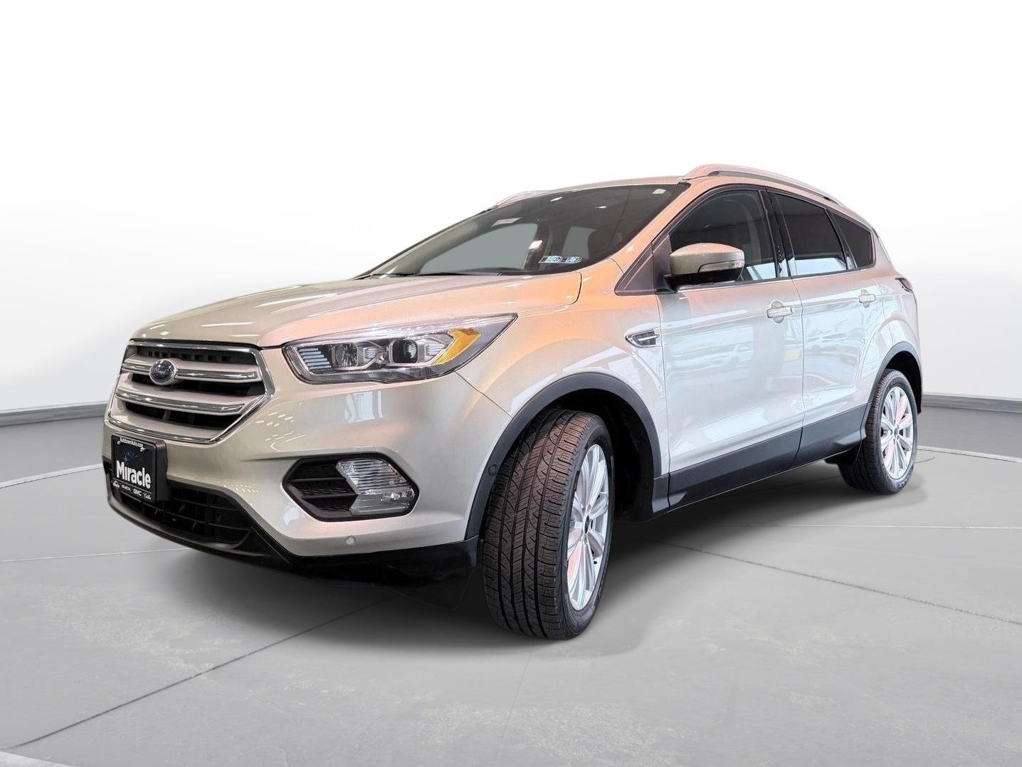 Used 2018 Ford Escape Titanium AWD/4WD image 4