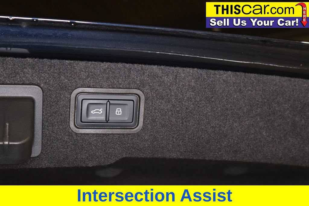 Used 2024 Audi A8 L 3.0T AWD/4WD image 35