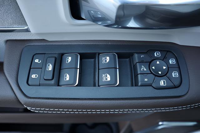 New 2026 RAM 3500 Laramie w/ Towing Technology Group image 7