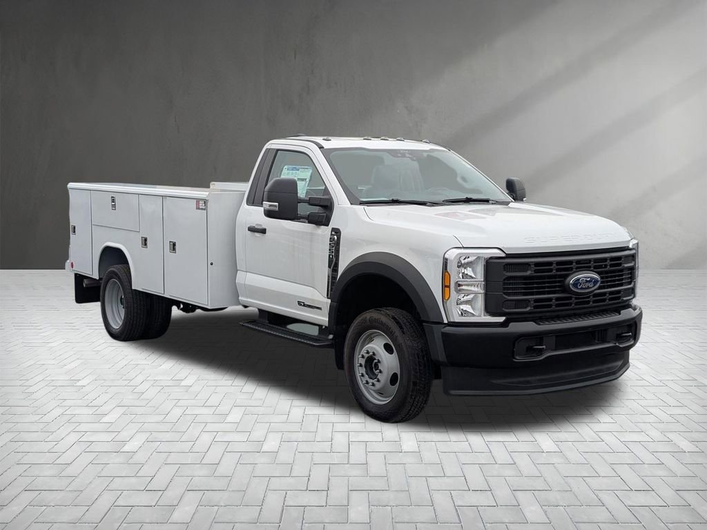 New 2025 Ford F550 4x4 Regular Cab Super Duty