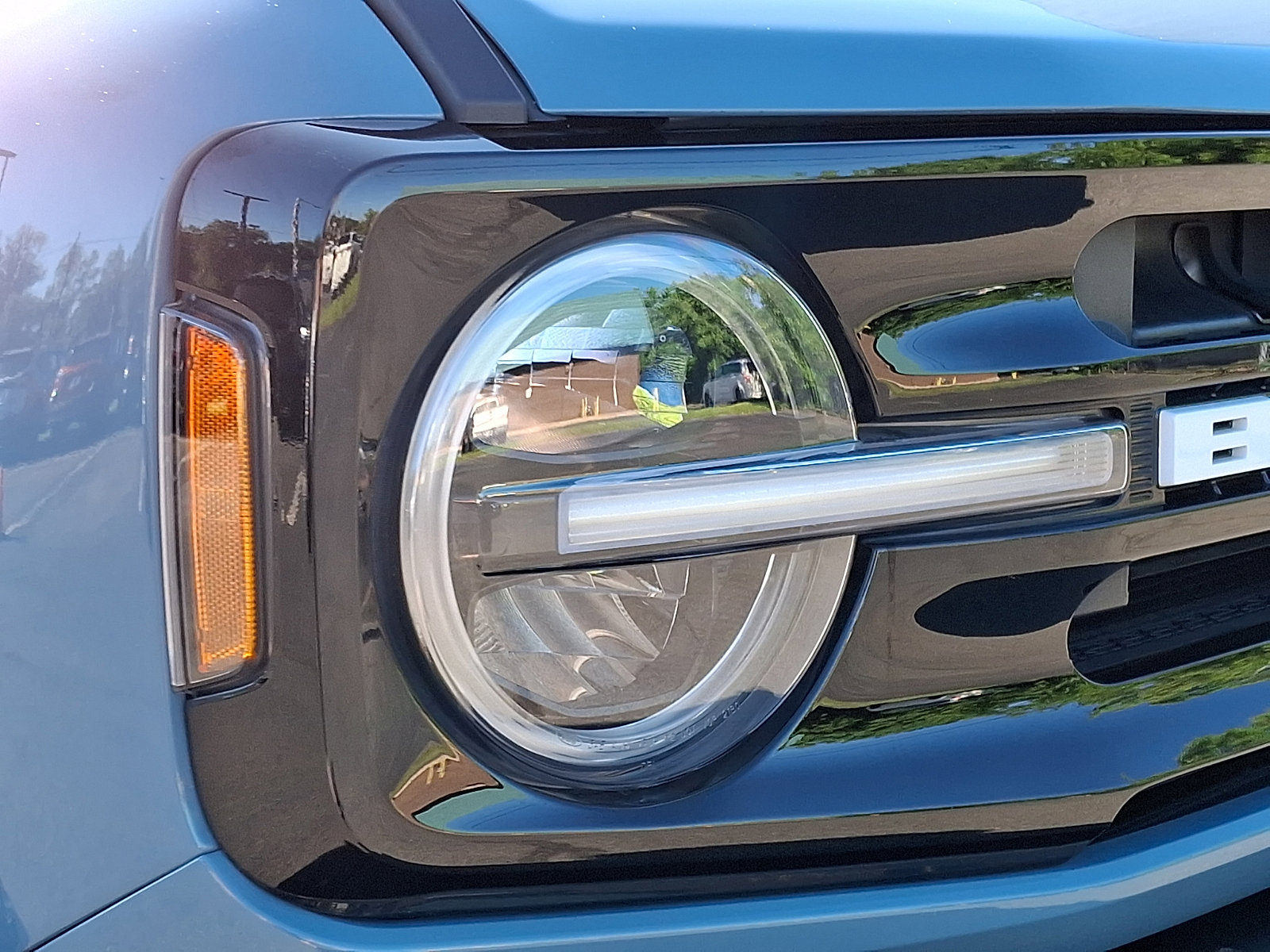 Certified 2022 Ford Bronco Outer Banks AWD/4WD image 9