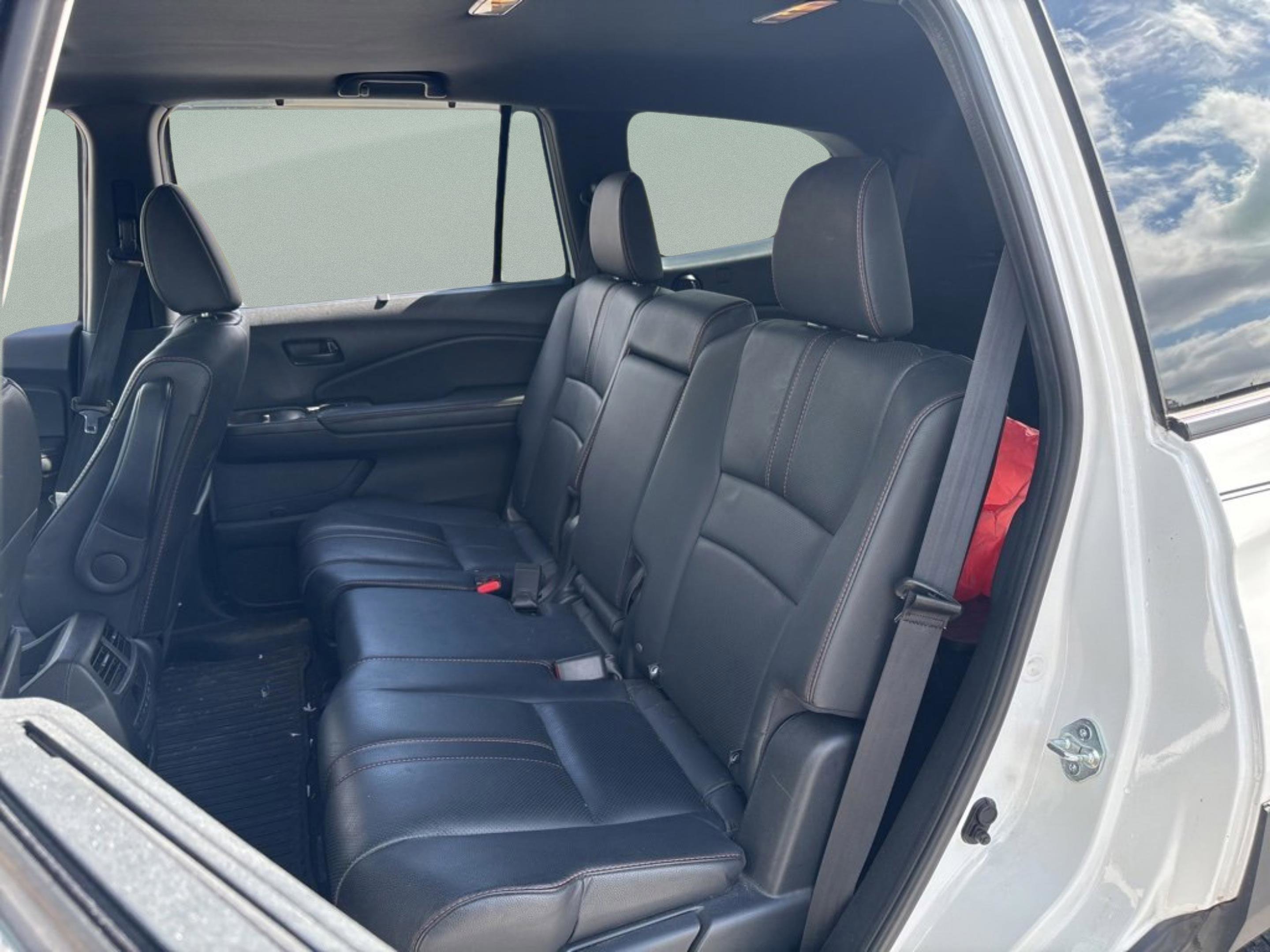 Used 2022 Honda Pilot TrailSport image 33